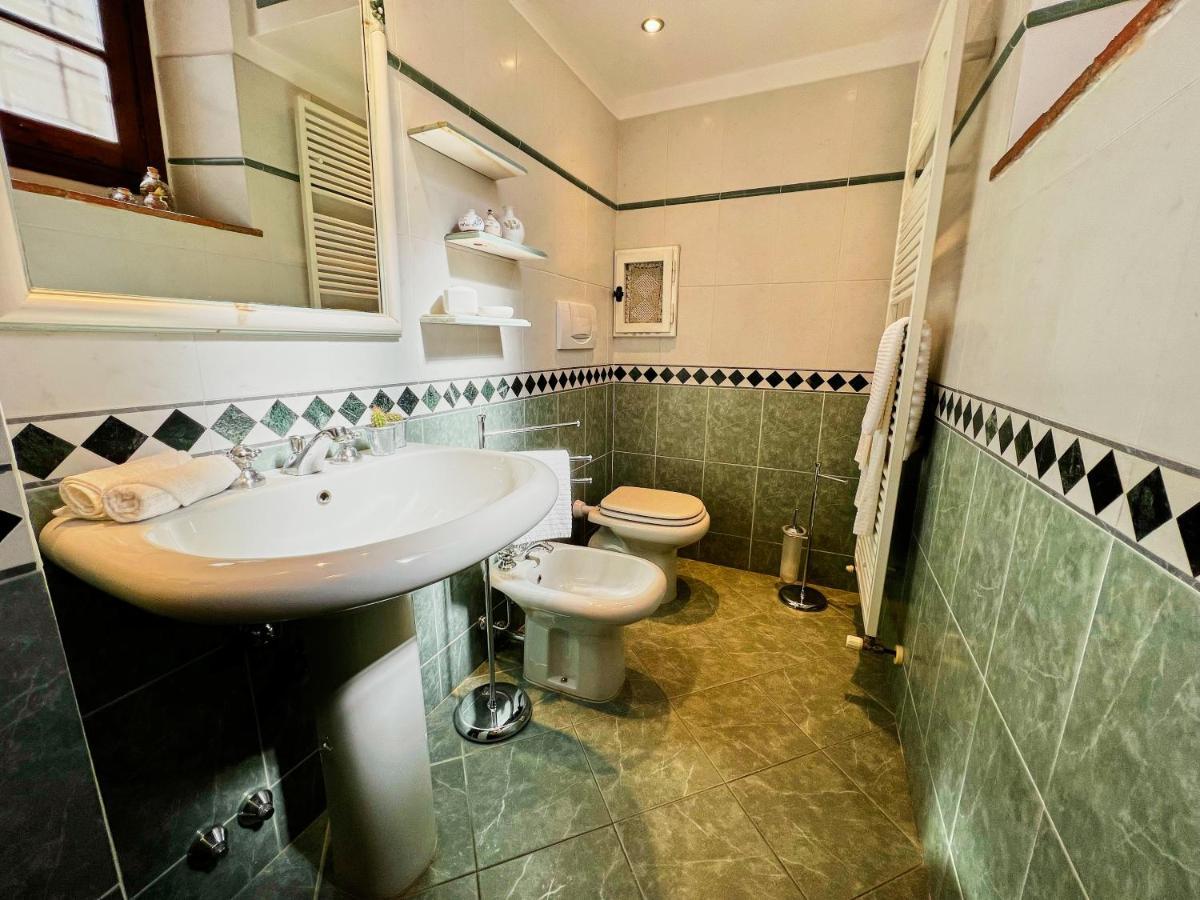 Il Portico Apt - Dolcevita Holiday Флоренция Экстерьер фото